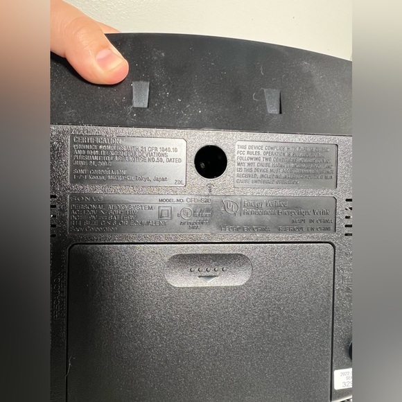 Sony CFD-S70 CD Player Cassette Recorder AM/FM Radio Boombox MegaBass - Picture 11 of 13